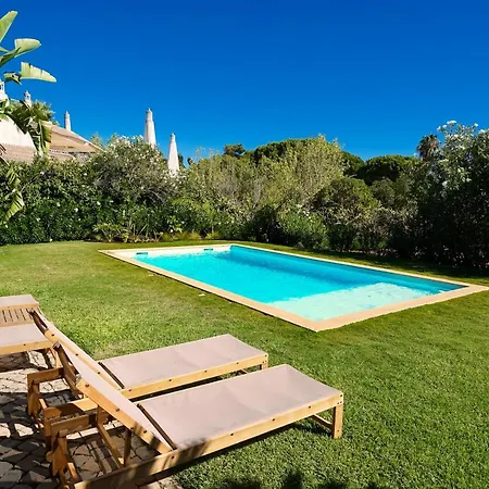 Villa Simoes By Localhosting